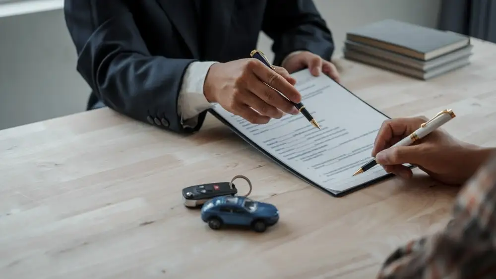 requisitos cambio titularidad vehiculo en España